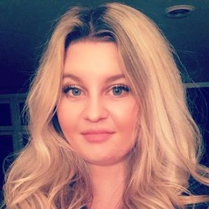 Meet your Posher, Ariel